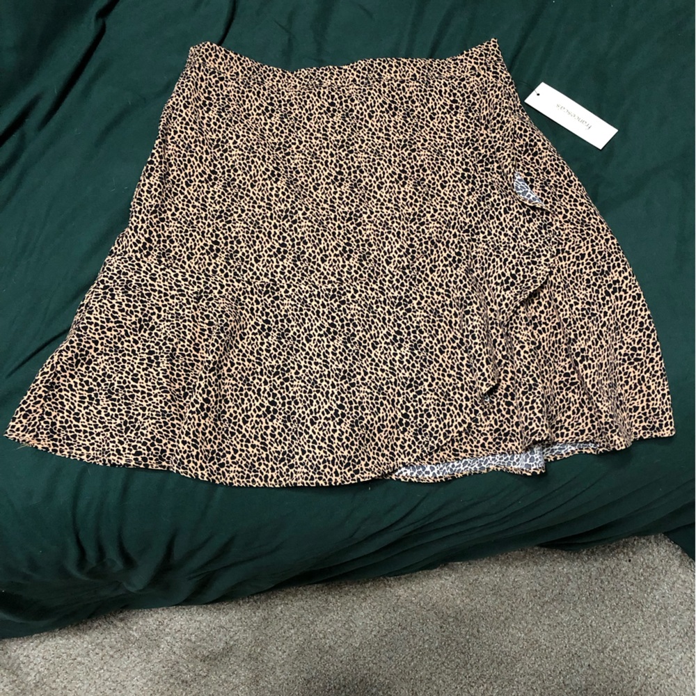 Francesca’s Leopard Print Skirt (sz XS)